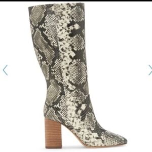 VINCE CAMUTO risy leather heeled boots